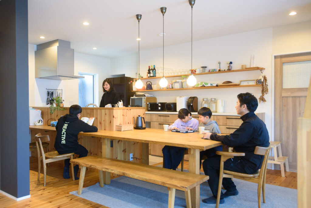 空間を格上げする照明の選び方②:光の色